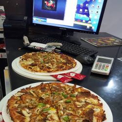 اینستاگرام پیتزا برمودا | بهترین پیتزا نوشهر